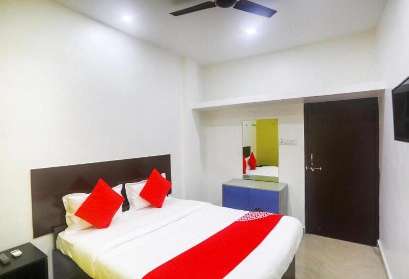 חדר קלאסי לשלושה, Oyo 64985 Raipur Inn
