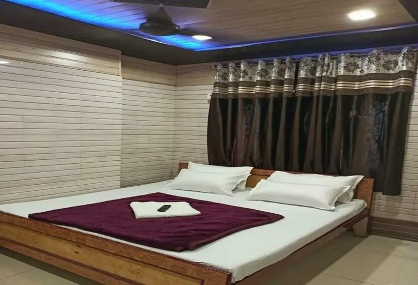 Deluxe-huone King-vuode, Raahat Palace