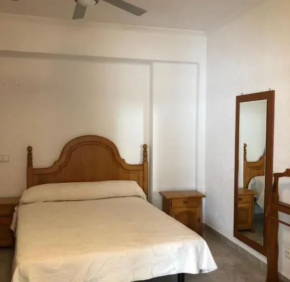 اتاق استاندارد, Casa De Huespedes El Almendro