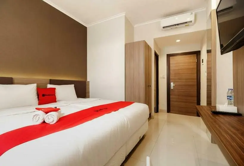 スタンダードルーム, Reddoorz Plus Near Lippo Mall Kemang 2