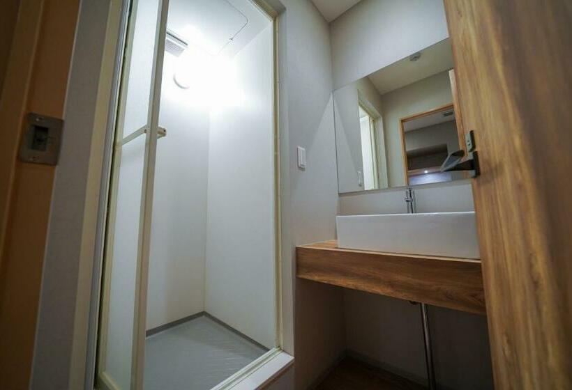 디럭스 스위트, Spresso East