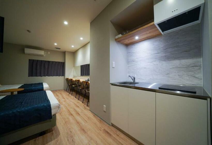 디럭스 스위트, Spresso East