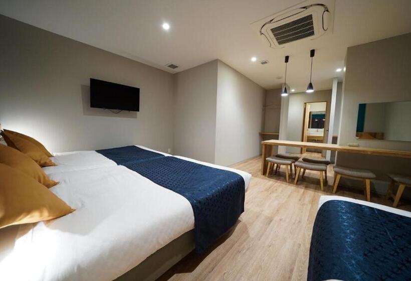 패밀리 스위트, Spresso East