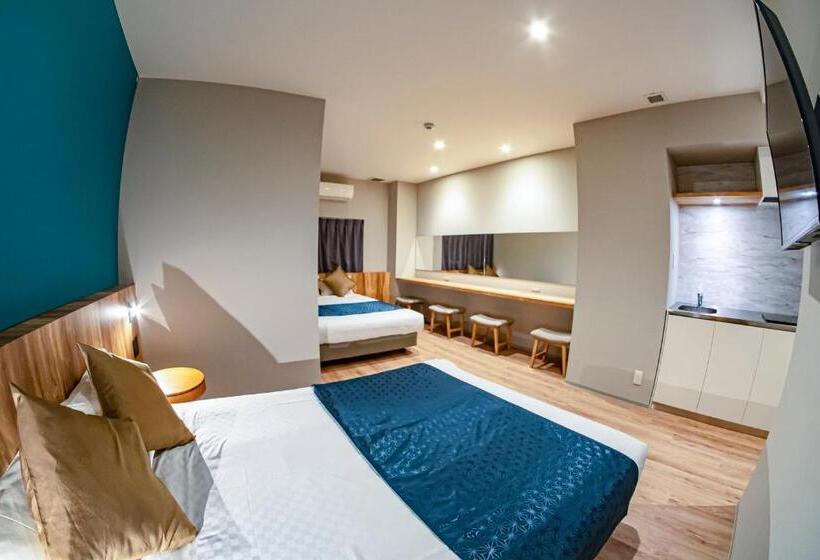 수피리어 스위트, Spresso East