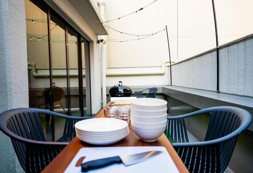 수피리어 패밀리 룸, Spresso East