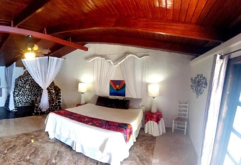 جناح جونيور ديلوكس, Toucan Lane Hotel And Restaurant