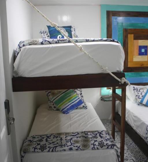 اتاق استاندارد سه نفره, Olas Del Caribe