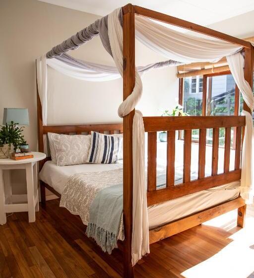 اتاق استاندارد با سرویس بهداشتی مشترک, Wilderness Beach House Backpackers Lodge