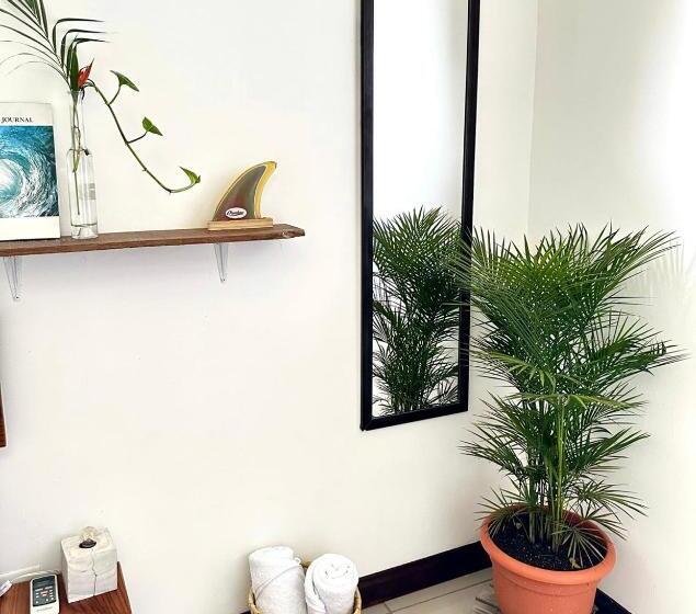 スタンダードルーム, El Chante Surf House