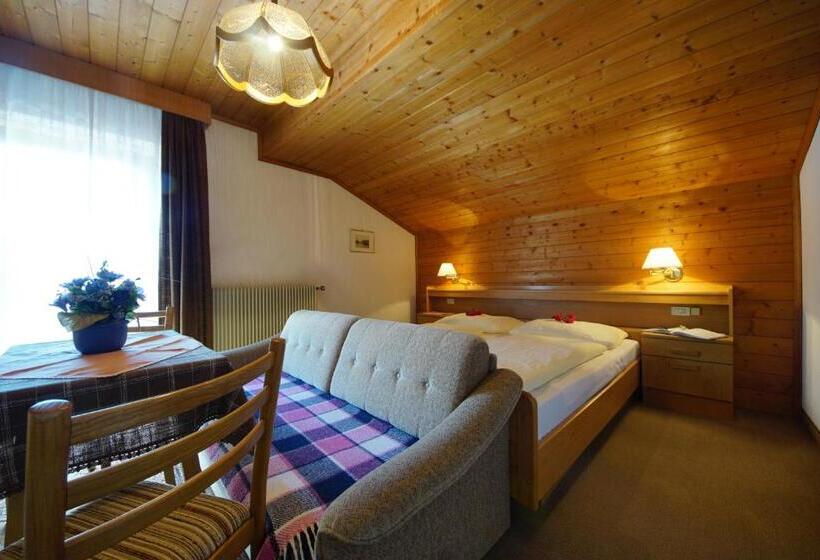 标准间, Garni Flurida