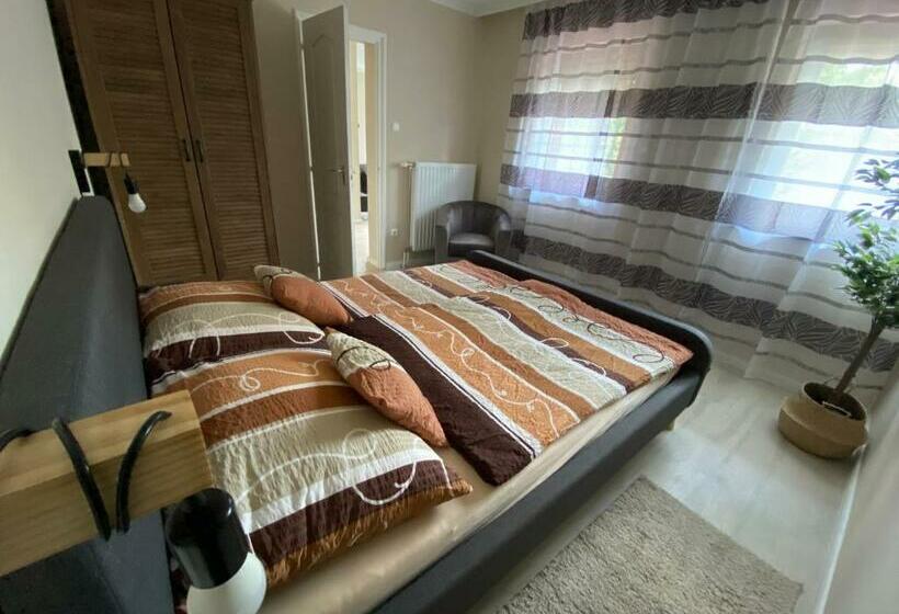 Апартаменты 1 Спальня, Cserke Apartmanház