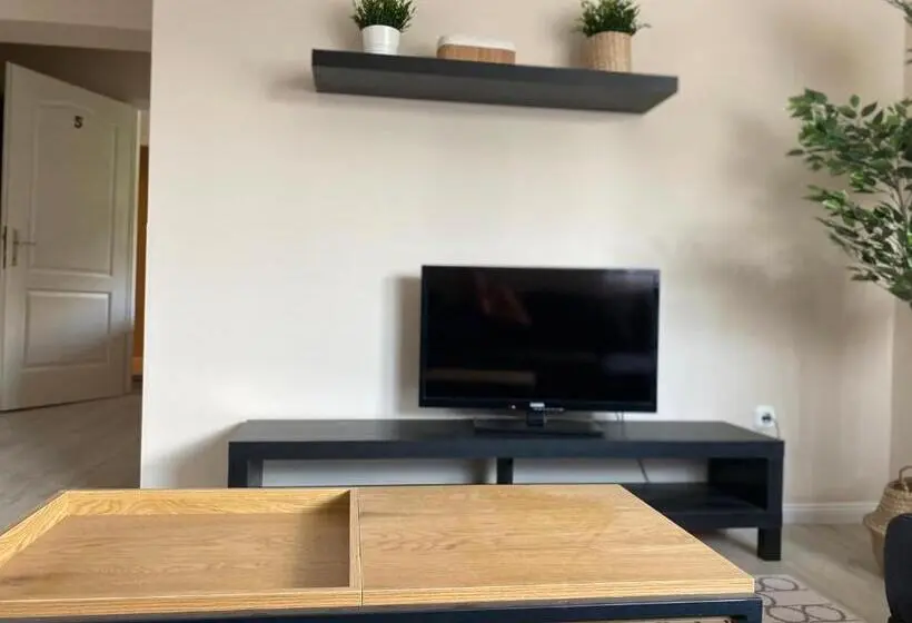 1ベッドルームアパートメント, Cserke Apartmanház