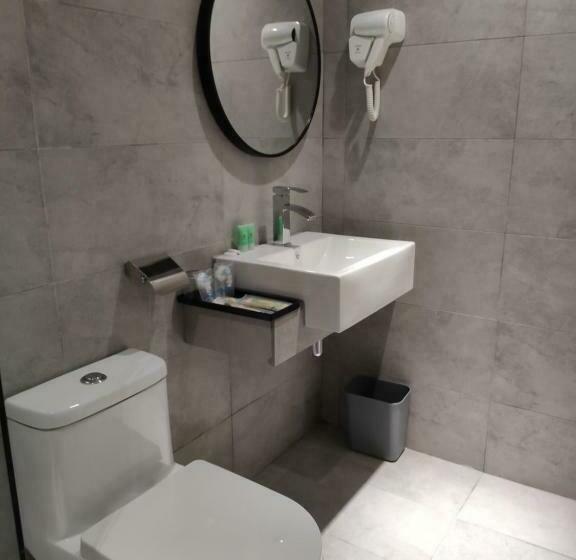 חדר דלוקס, 99 Seri Kembangan Serdang