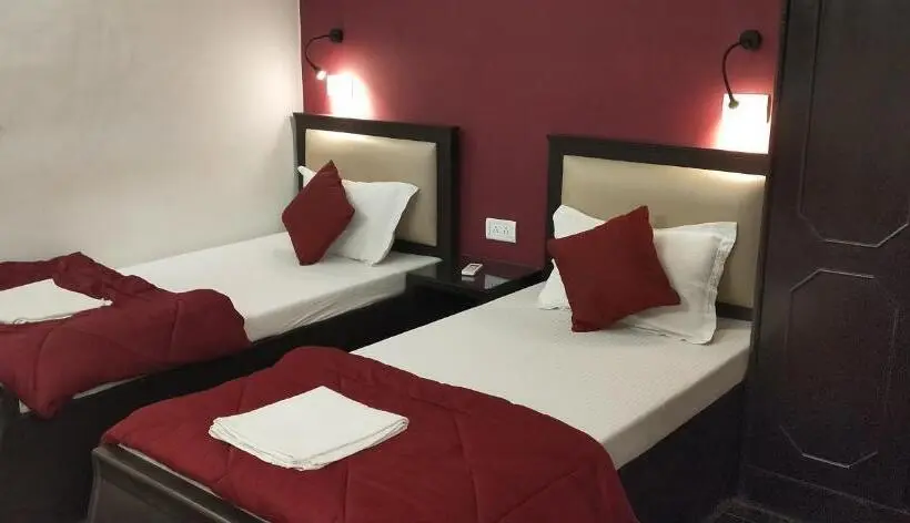 اتاق لوکس, Joey S Hostel Agra
