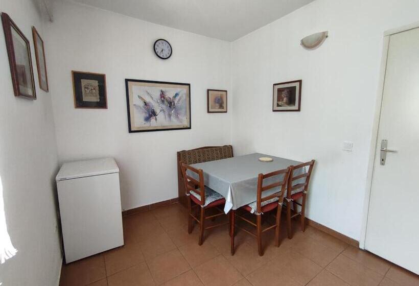 Triple Room Sea View, Smestaj Vella