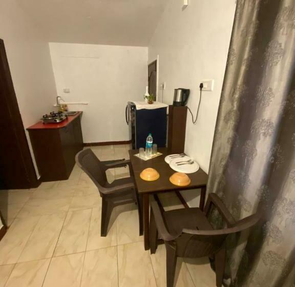 غرفة قياسية مزوَّدة بشُرفة, The Sea Shelter Home Stay