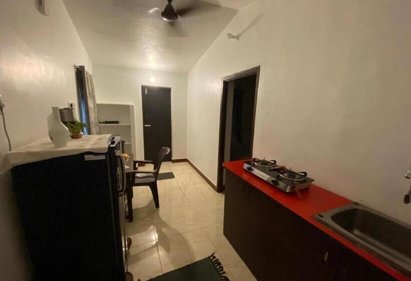 غرفة قياسية مزوَّدة بشُرفة, The Sea Shelter Home Stay