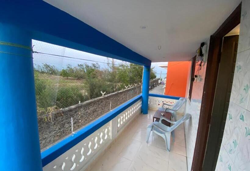 غرفة قياسية مزوَّدة بشُرفة, The Sea Shelter Home Stay