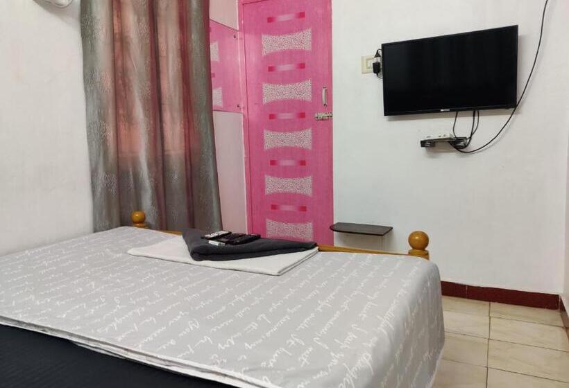 غرفة قياسية مزوَّدة بشُرفة, The Sea Shelter Home Stay