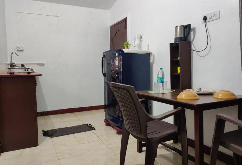 غرفة قياسية مزوَّدة بشُرفة, The Sea Shelter Home Stay