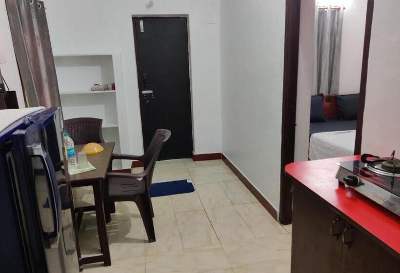 غرفة قياسية مزوَّدة بشُرفة, The Sea Shelter Home Stay