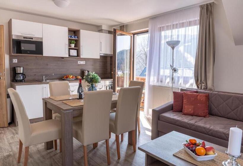 סוויטת 2 חדרי שינה, Pension George