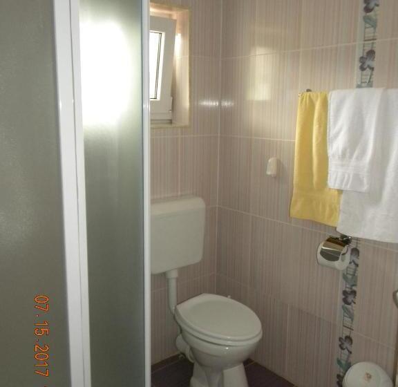 חדר סטנדרט עם מיטת קינג, Pensiunea Mountain King