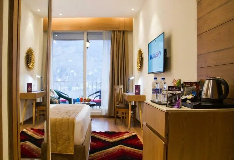 اتاق سوپریور, The Whitestone Resorts