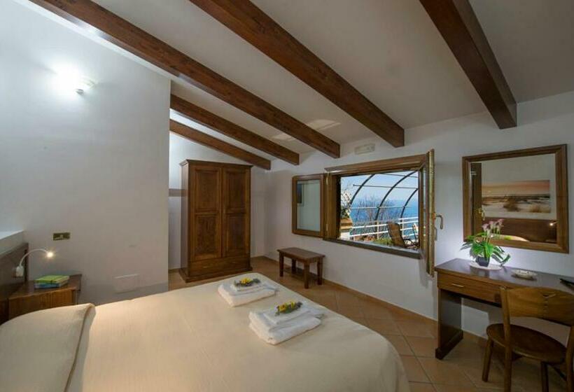 带海景的标准房, B&b Il Nespolo