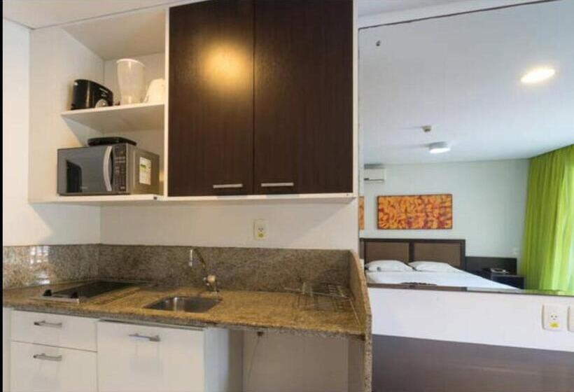 プールの見える1ベッドルームアパートメント, Marulhos Resort By Smart Stays