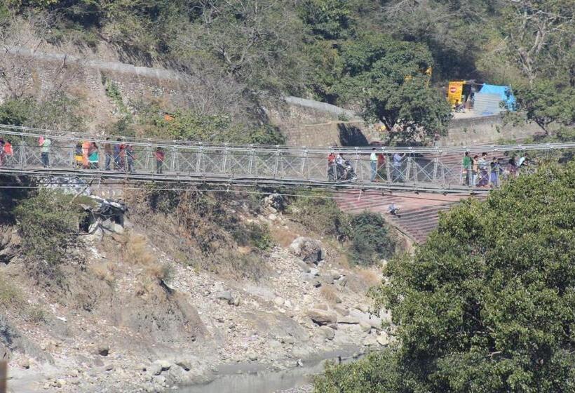 带露台的标准房间, Golden Crown Laxman Jhula