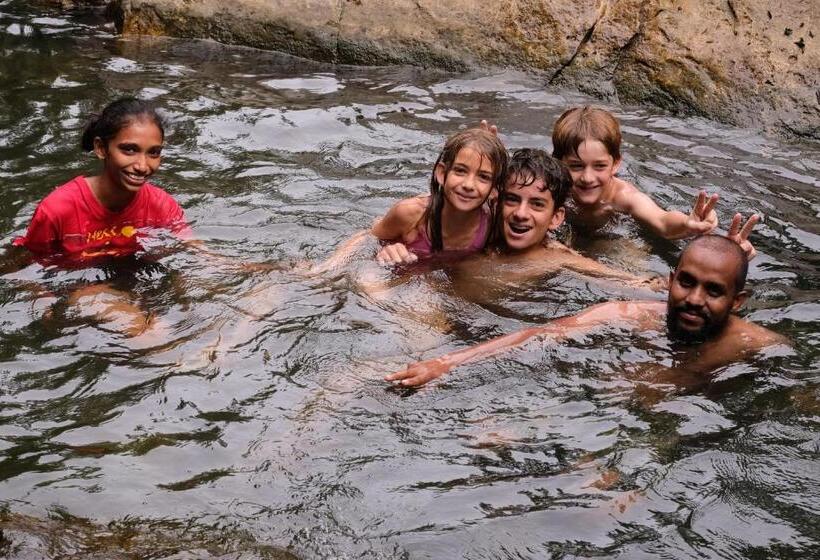 침실 1개 주택, Lakeside Cabana Tissamaharama