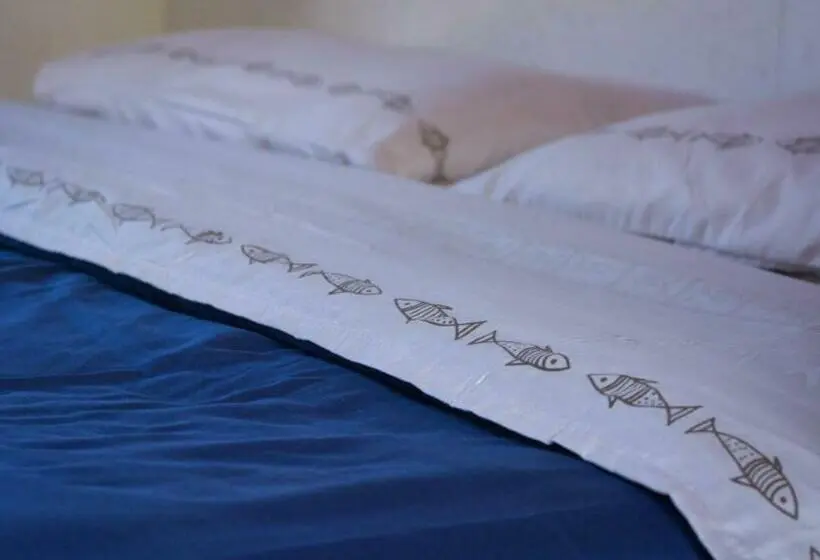 اتاق استاندارد با سرویس بهداشتی مشترک, Mar De Fondo Hostel