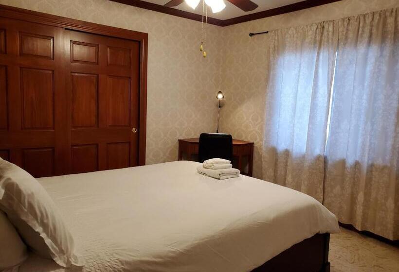 חדר סטנדרט חדר אמבטיה משותף, Tranquil House In Cambridge