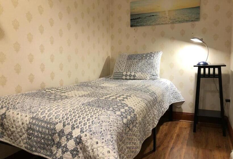 חדר סטנדרט חדר אמבטיה משותף, Tranquil House In Cambridge