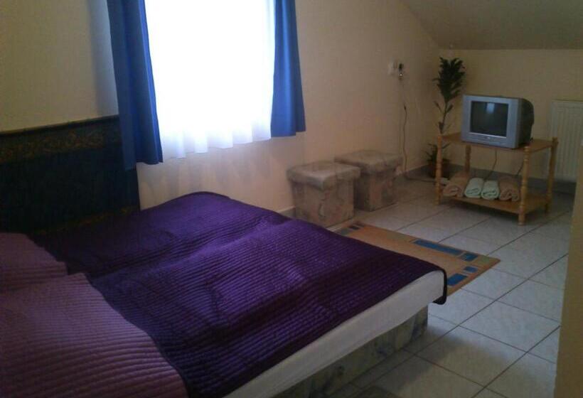 スタンダードルーム, István Vendégház