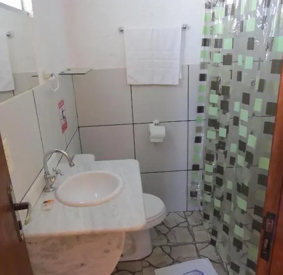 Standard Kolmen Hengen Huone, Pousada Tia Côca
