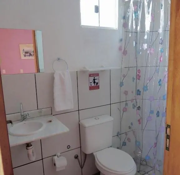 Standard Kolmen Hengen Huone, Pousada Tia Côca