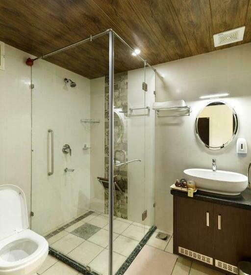 اتاق استاندارد با چشم‌انداز باغ, Lhasa Ayurveda And Wellness Resort   A Blusalzz Collection, Kochi, Kerala