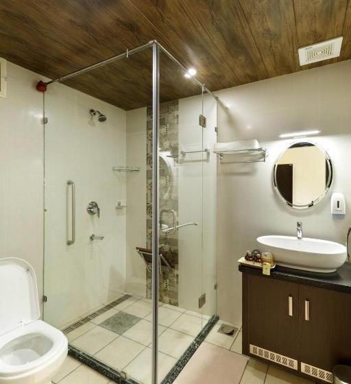 Superior room with lake view, Lhasa Ayurveda And Wellness Resort   A Blusalzz Collection, Kochi, Kerala