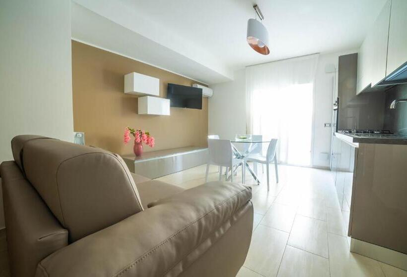 غرفة قياسية رباعية, Independence House Holiday