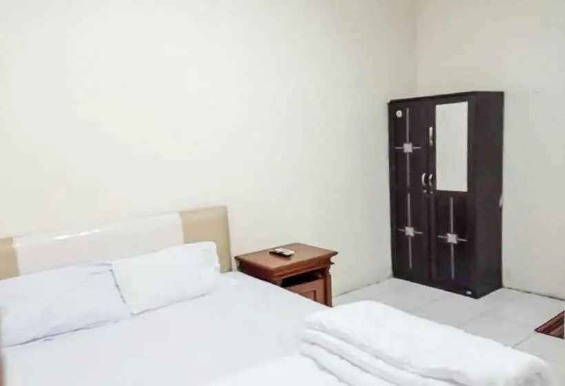 スタンダードルーム, Agnes Residence Near Blok M Mitra Reddoorz