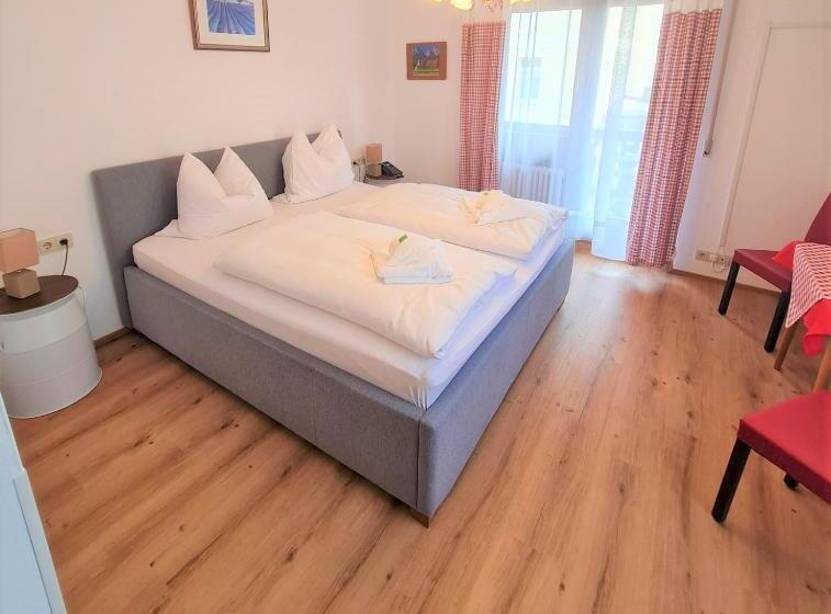 Deluxe-huone, Am Rupertuspark