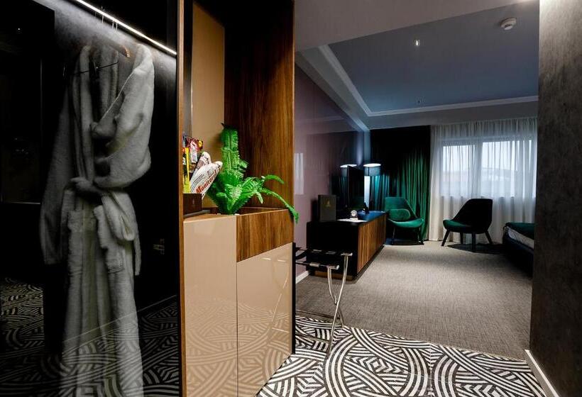 Номер Стандарт, Kristal Focsani