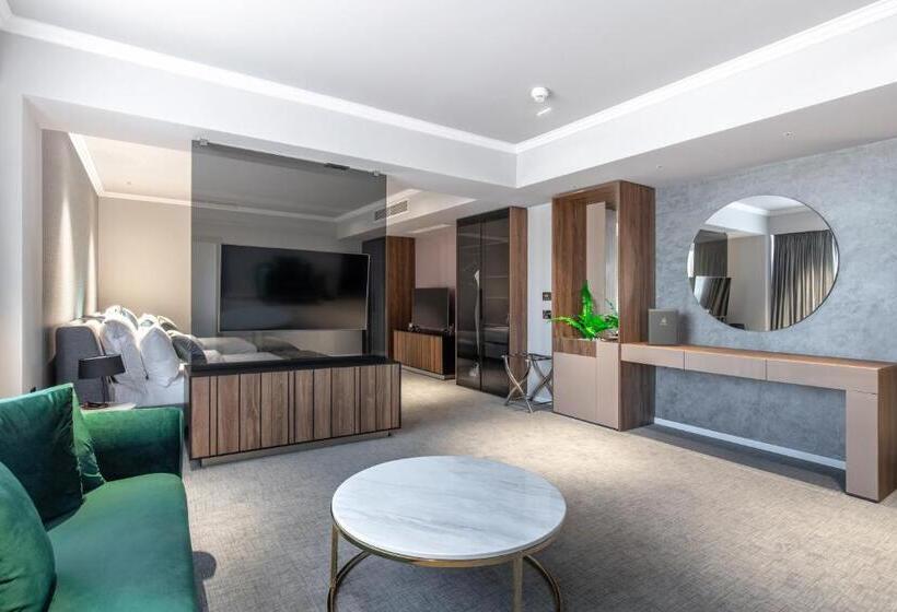 Апартаменты 1 Спальня, Kristal Focsani