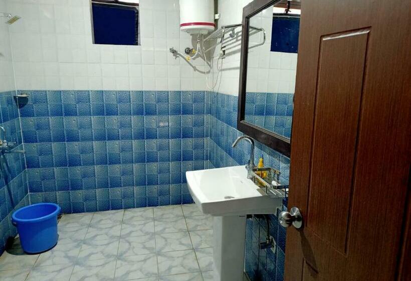 غرفة ديلوكس مزودة بشرفة, Nayar Valley Retreat