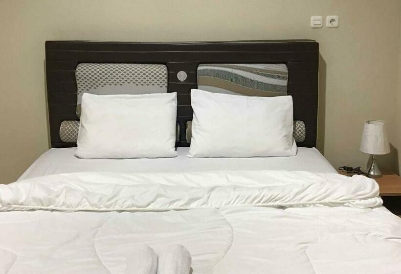 Номер Deluxe, Wisma Syariah Uinsu Medan Mitra Reddoorz