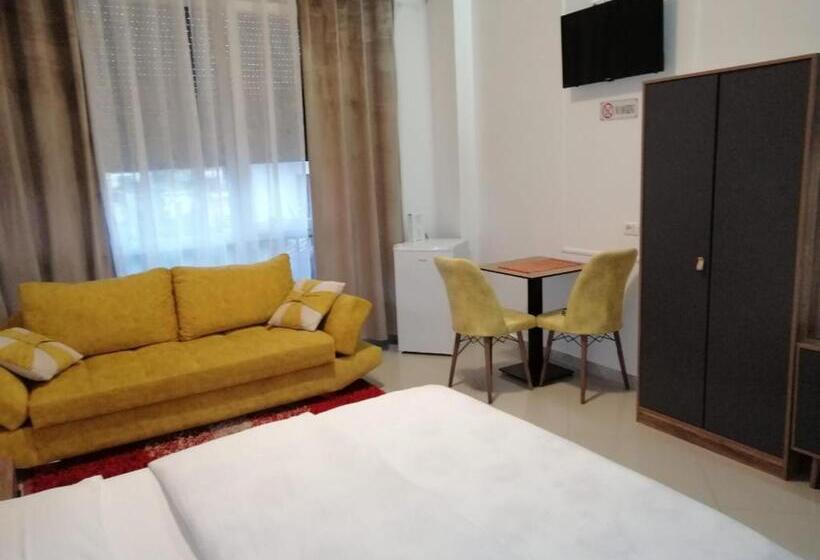 إستوديو قياسى, Isabel's B&b