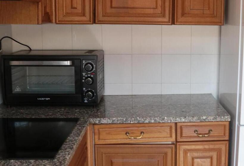 اتاق استاندارد سه تخته با سرویس بهداشتی مشترک, Guest House Malaguzzi