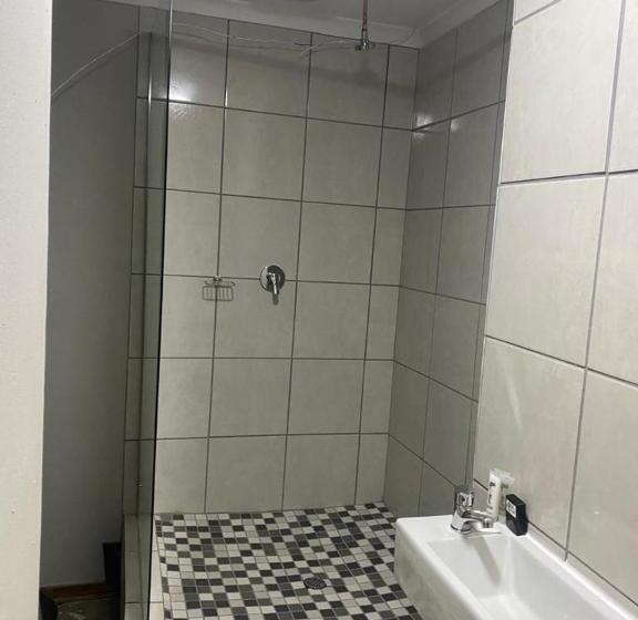 バルコニー付きスタンダードルーム, Ndzuti Guest House